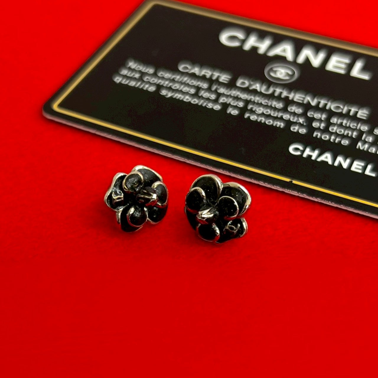 CHANEL シャネル カメリア ピアス – Trip