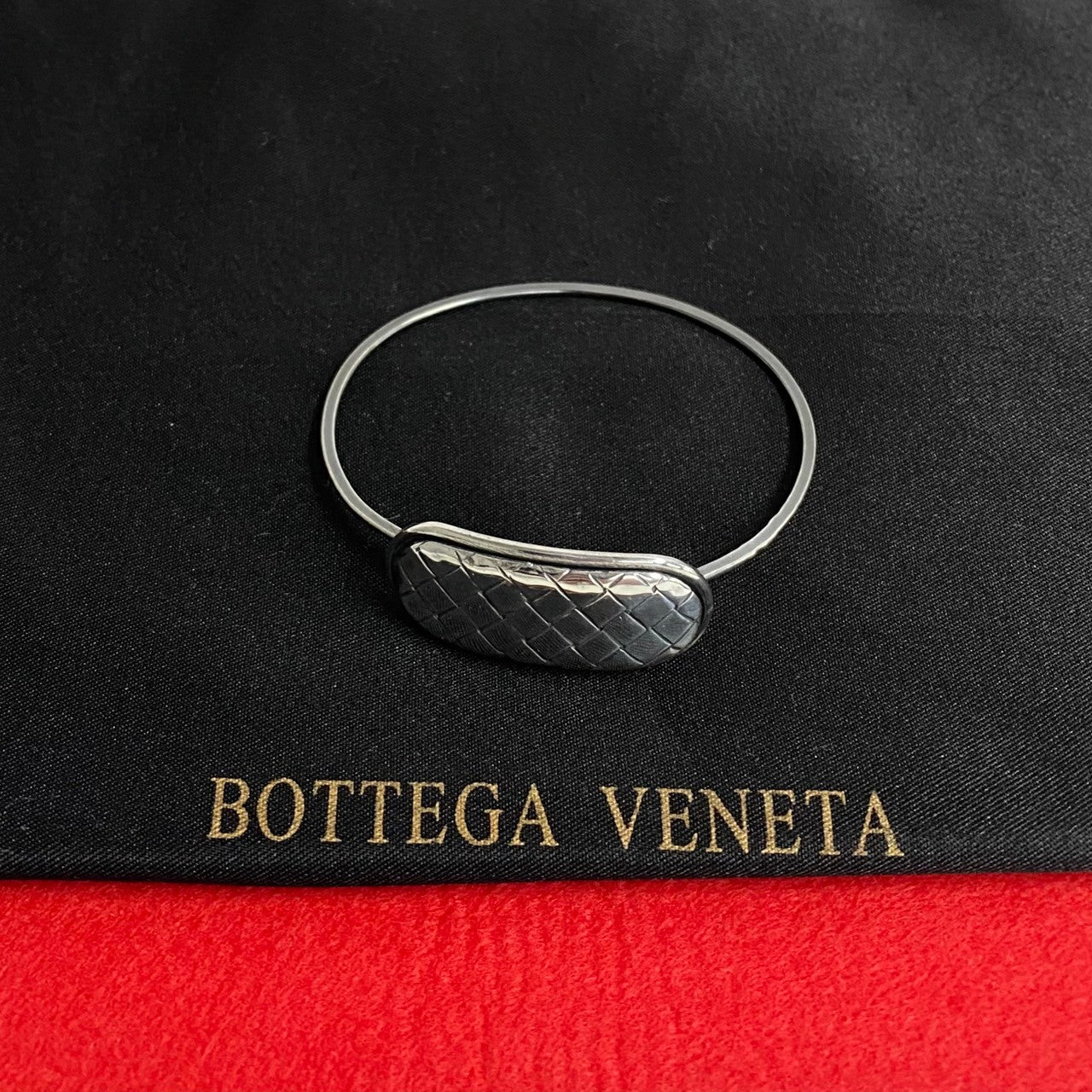 BOTTEGA VENETA – Trip