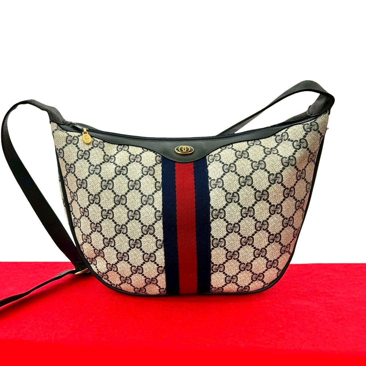 GUCCI グッチ (Vintage) ショルダーバッグ – Trip