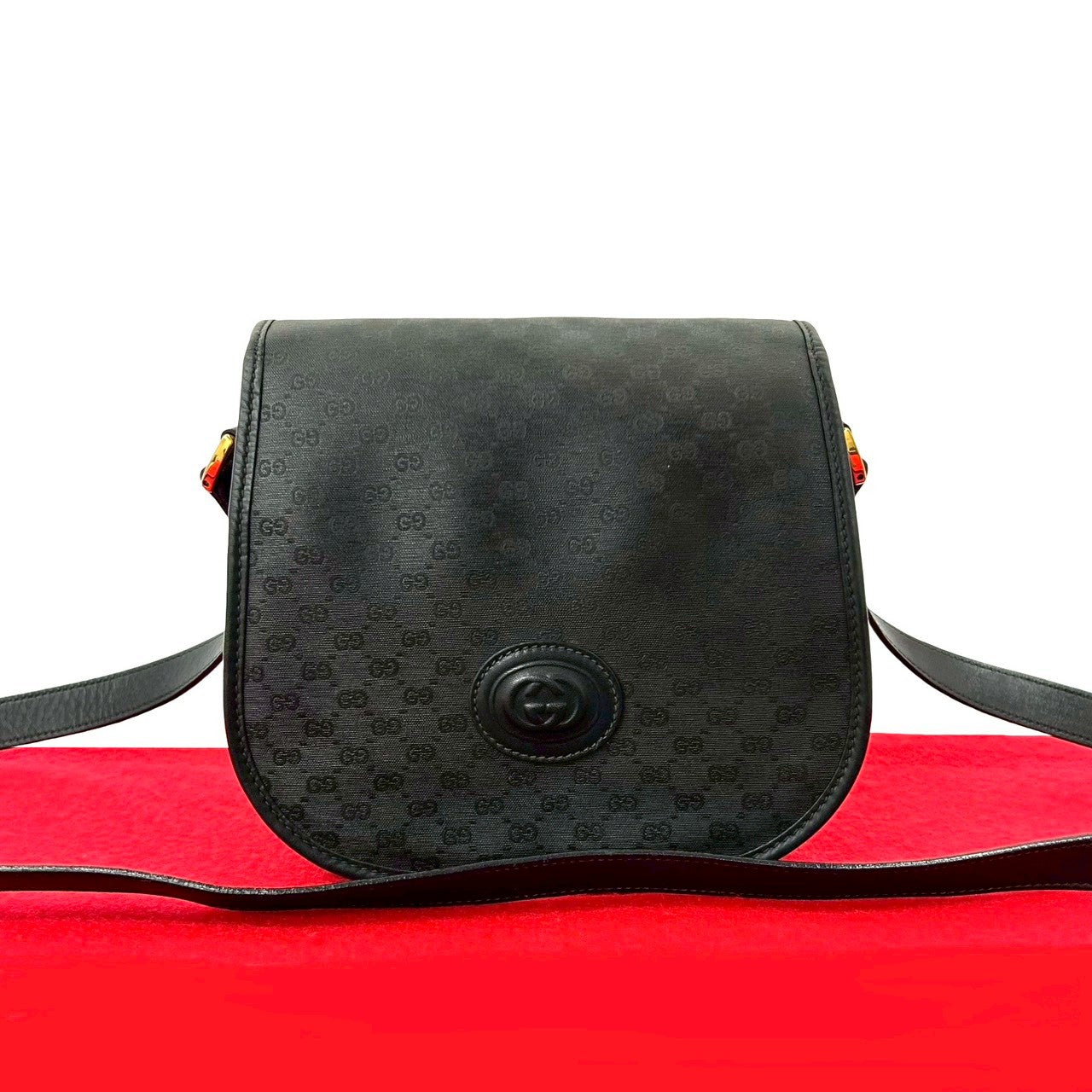 GUCCI グッチ (Vintage) ショルダーバッグ – Trip