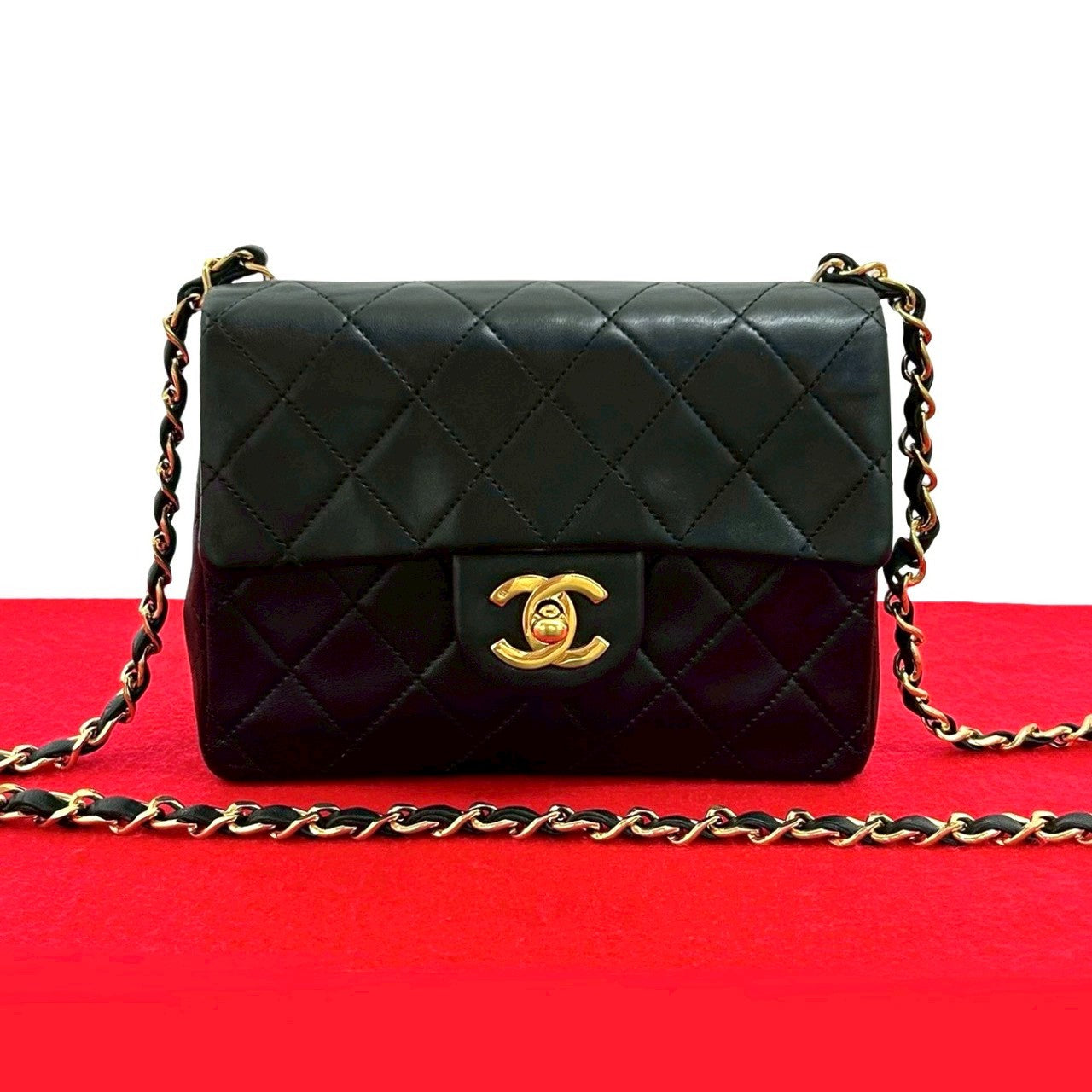 CHANEL シャネル (Vintage) ショルダーバッグ – Trip