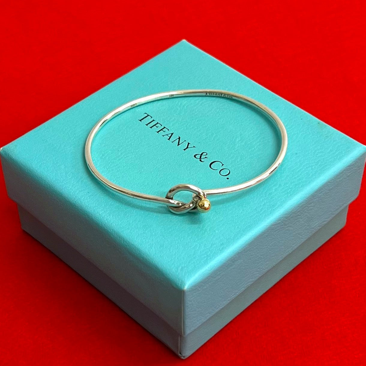 TIFFANY&Co. ティファニー フック＆アイ ラブノット バングル – Trip