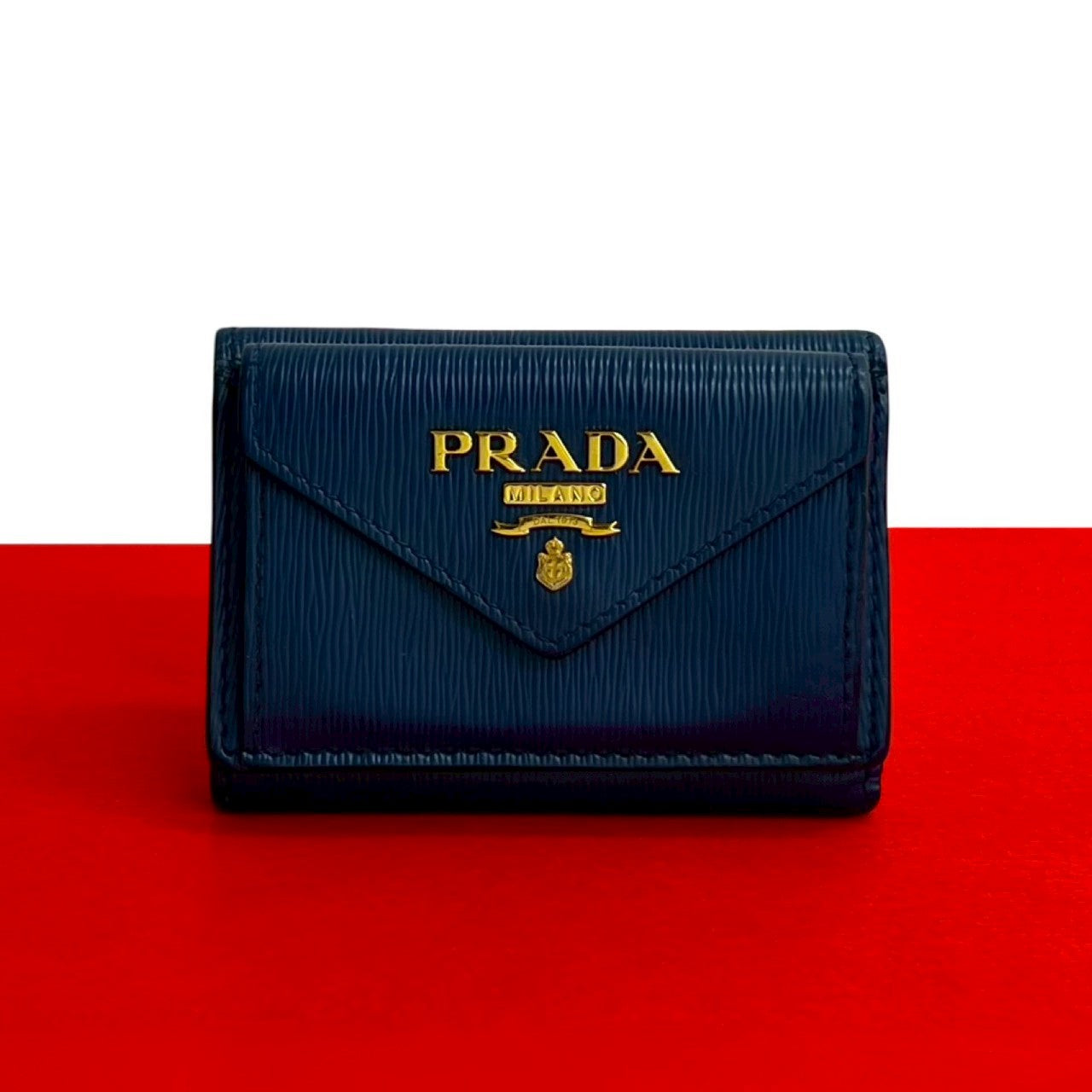 PRADA プラダ 三つ折り財布 – Trip