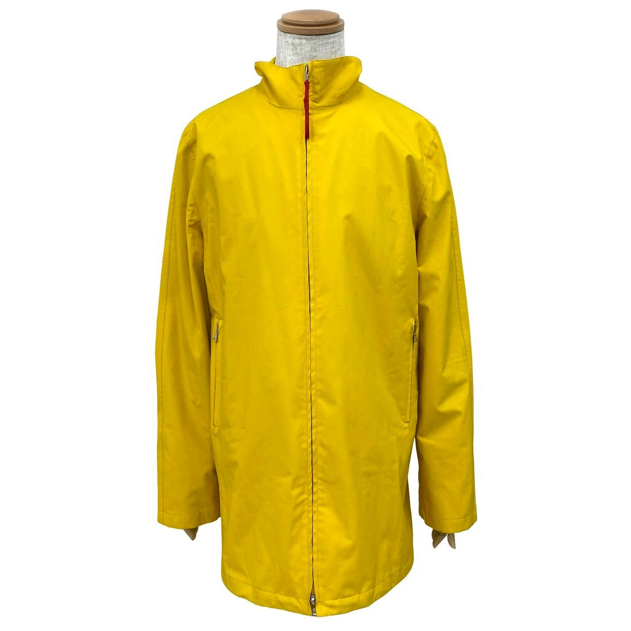 PRADA ゴアテックス ブルゾン – Trip