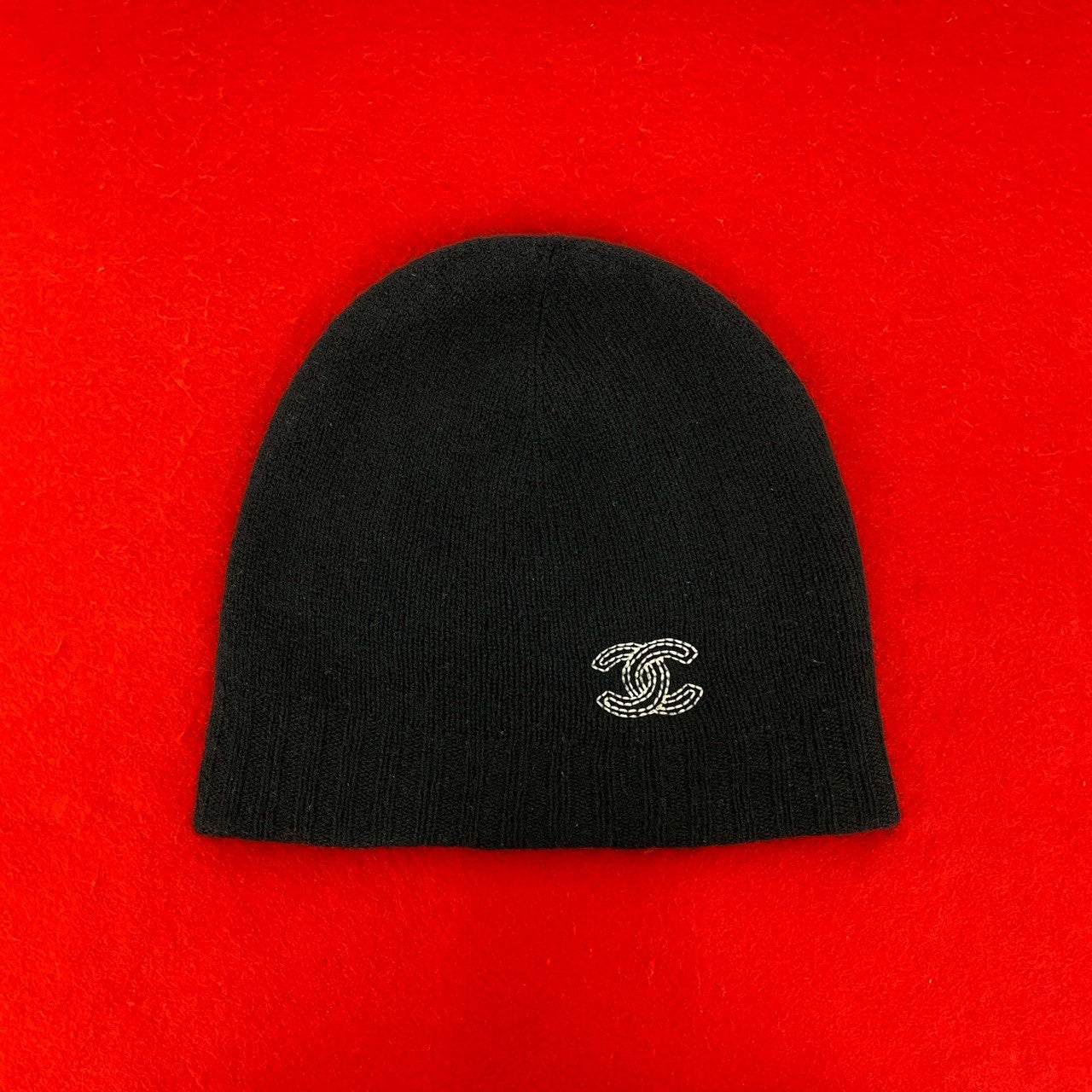 ［早い者勝ち］CHANELニットキャップ ニットキャップ - カシミヤ、ネイビーブルー、ブラック & ホワイト