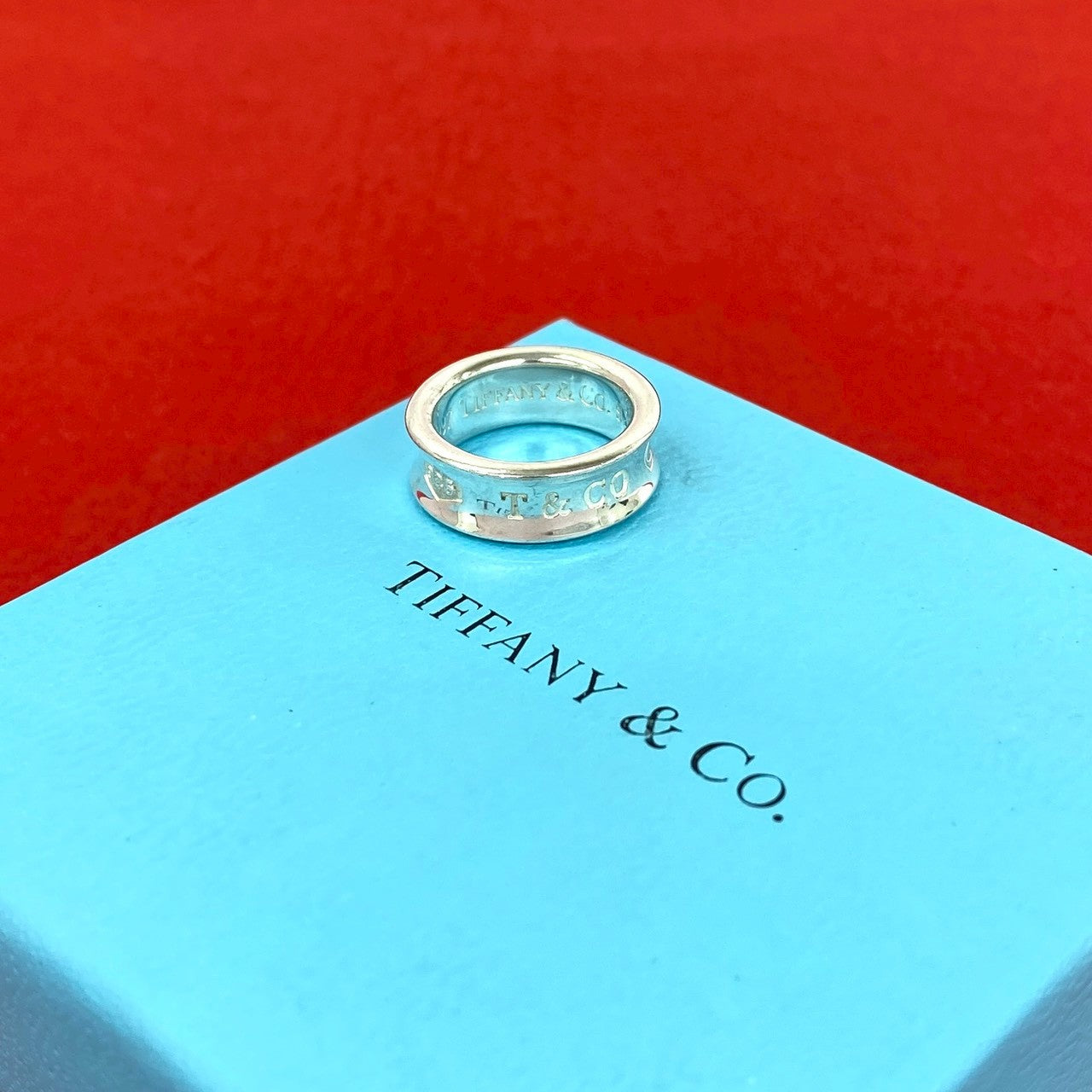 RU-5622　ティファニー　レザー　ナロー　プレート 20241226 TIFFANY&Co. ティファニー (Vintage) ナロー リング 指輪 – Trip