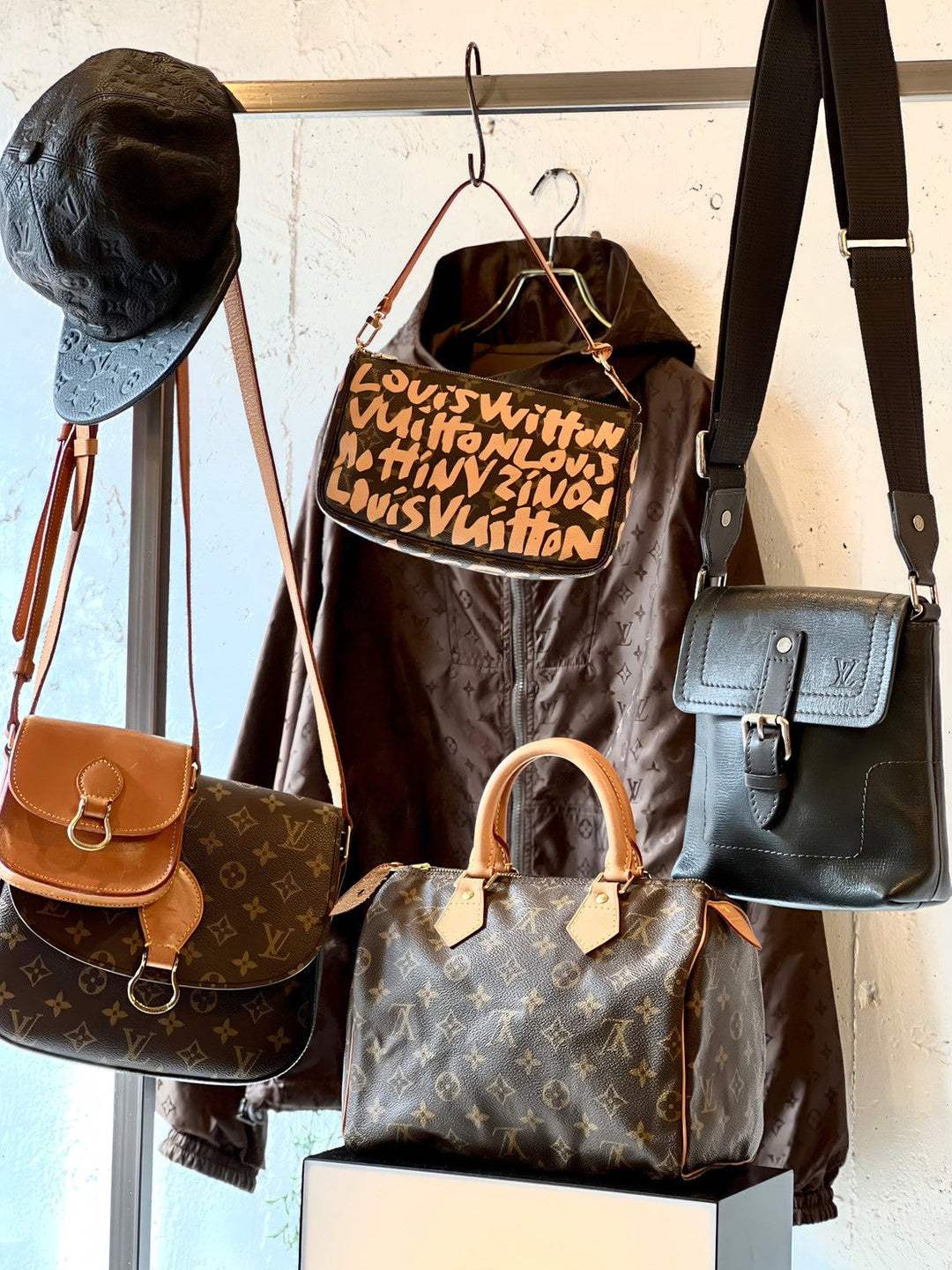 【海外セレブから学ぶ！】今年のバッグのトレンド