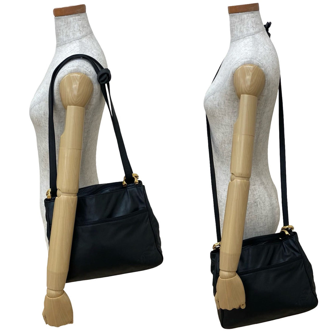 ショルダーバッグ ロエベ