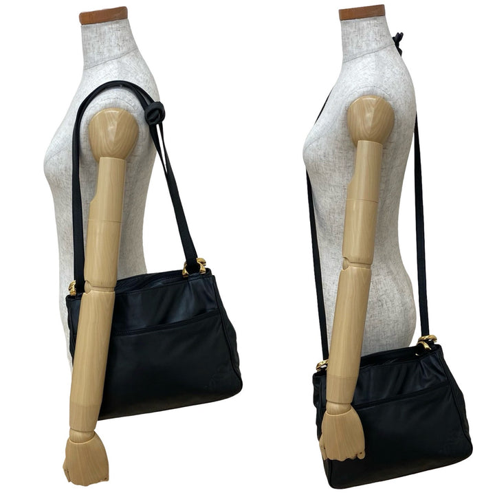 ショルダーバッグ ロエベ