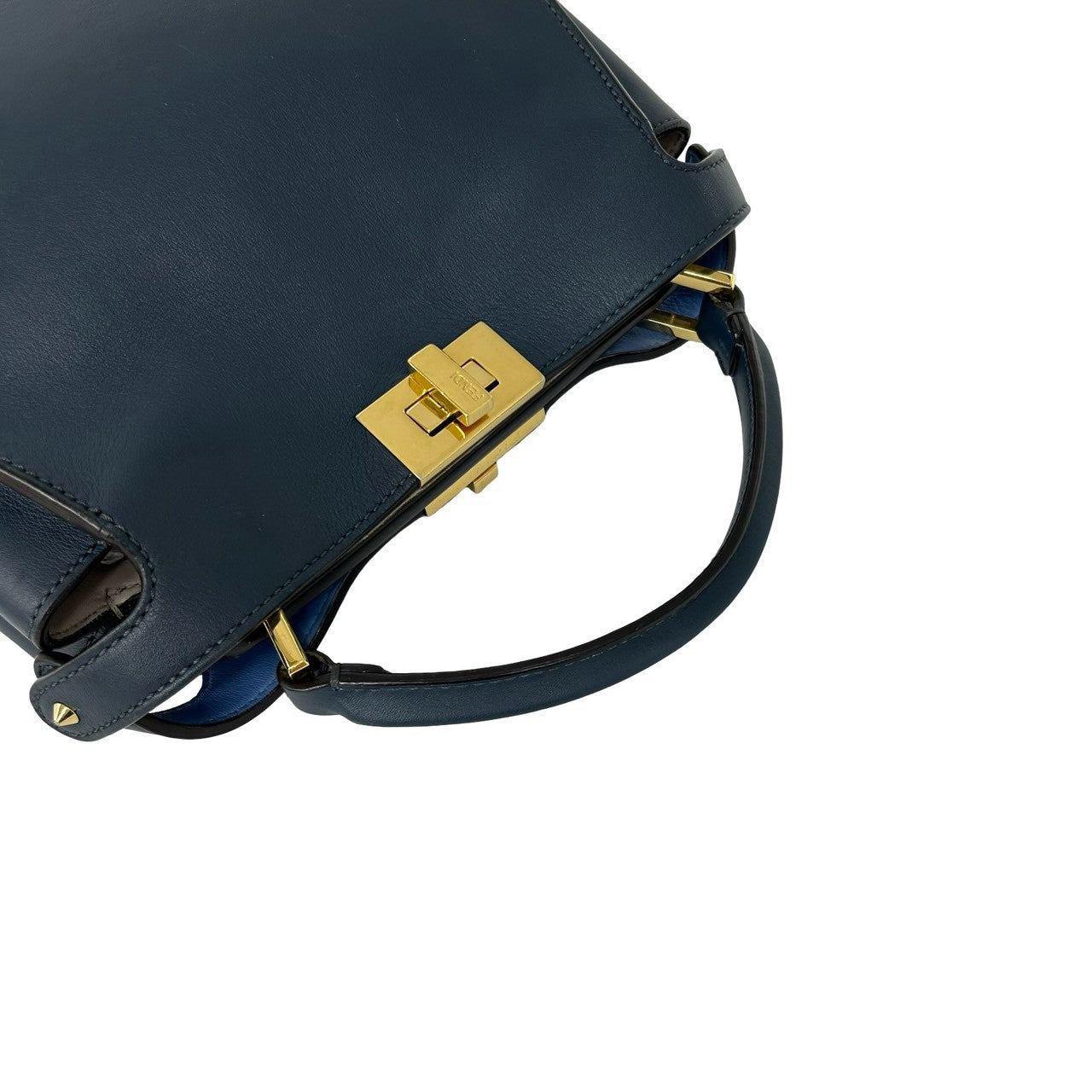 FENDI ピーカブー アイコニック エッセンシャリ― – Trip