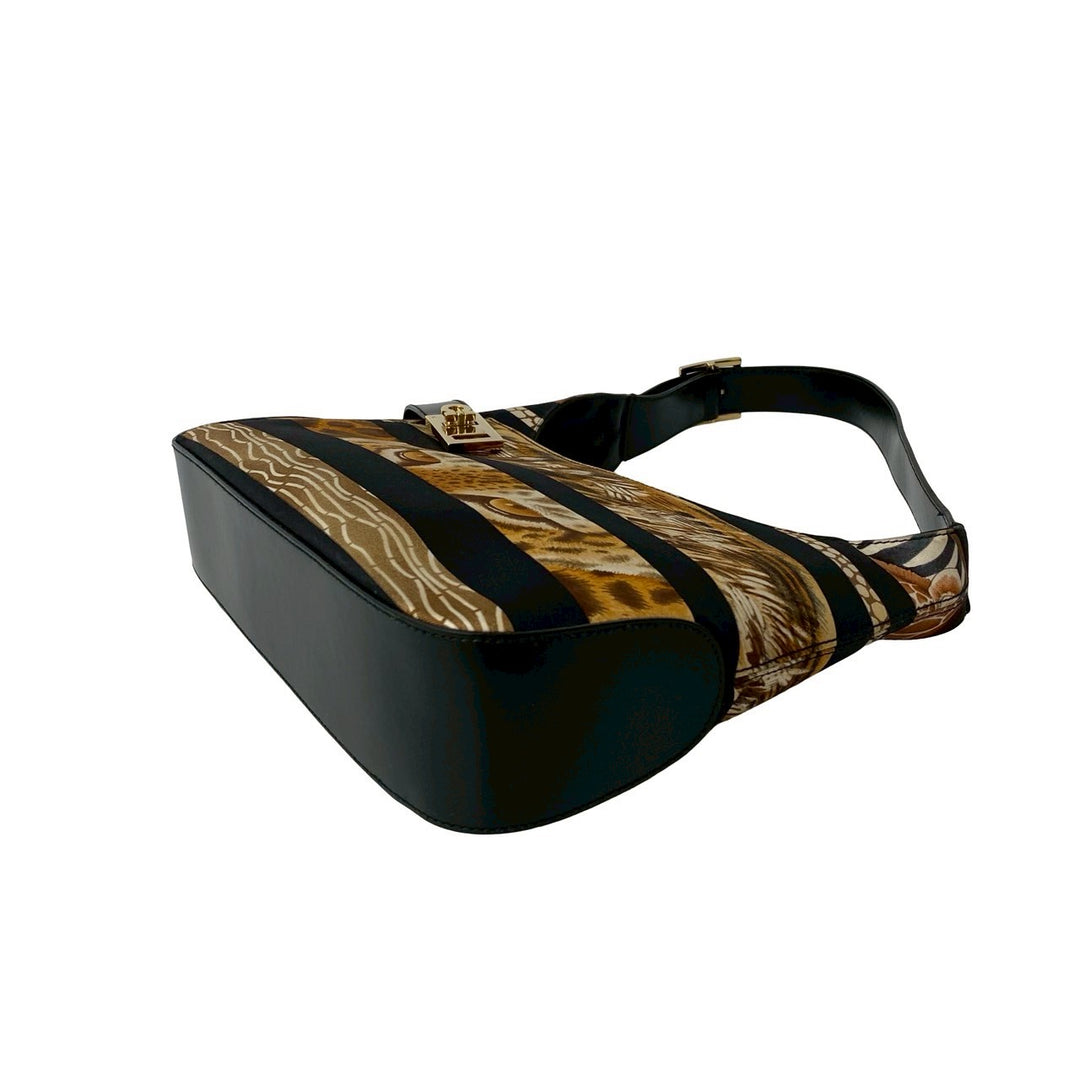 ショルダーバッグ サルヴァトーレフェラガモ