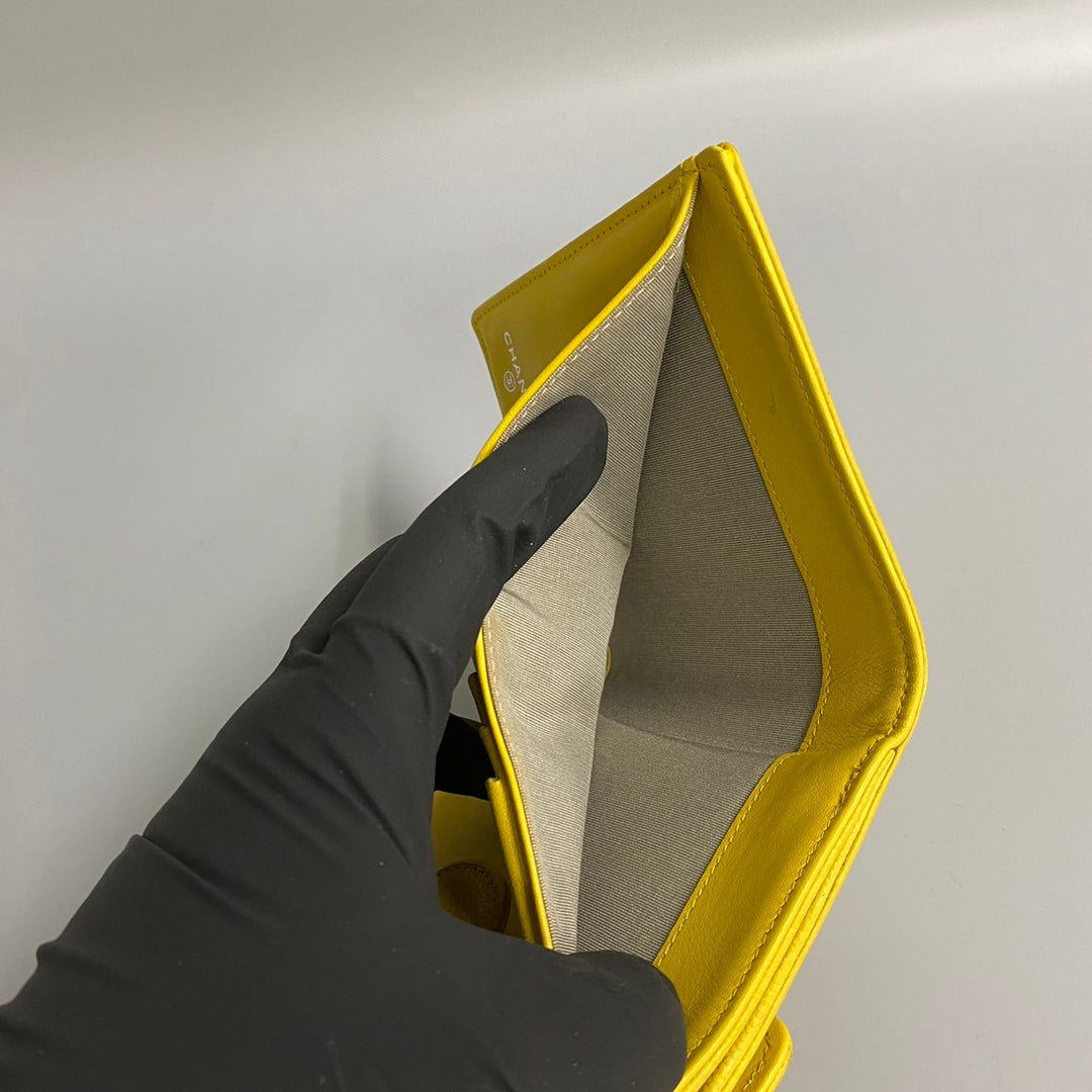 香奈兒雙折錢包