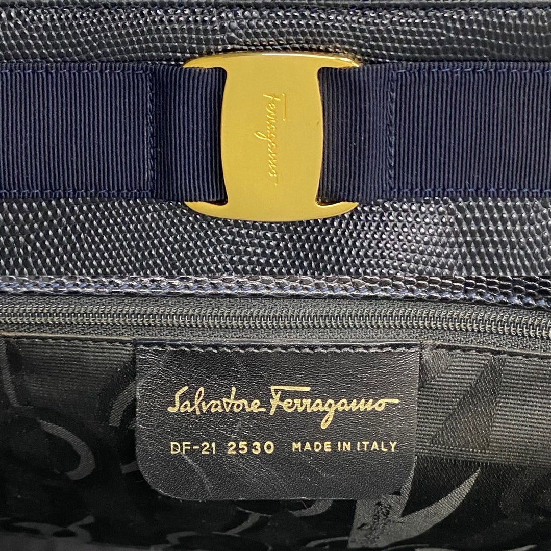 Salvatore Ferragamo Vintage ヴァラリボン