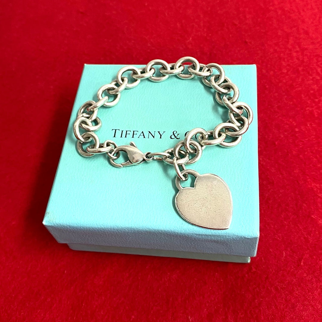 TIFFANY&Co.