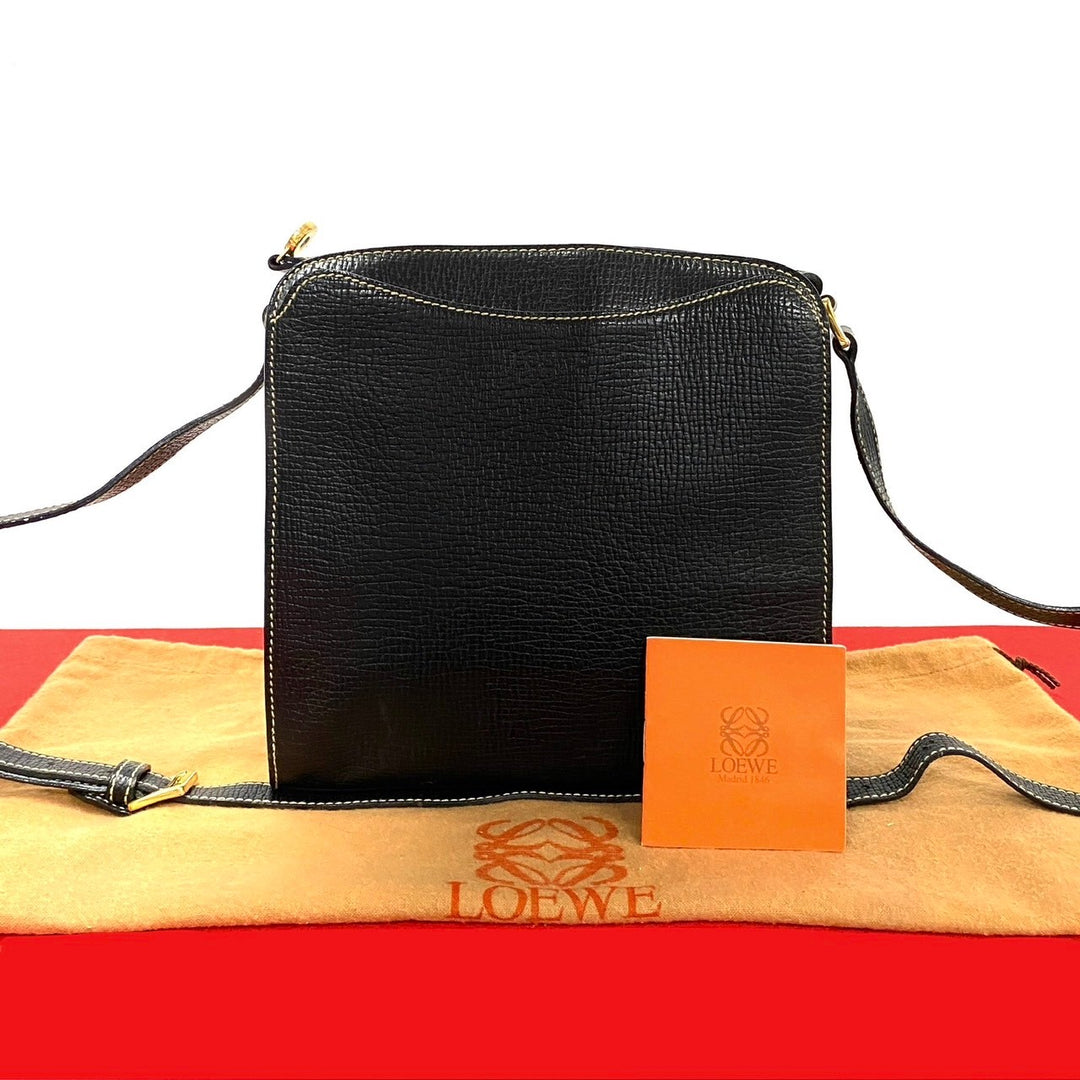 ショルダーバッグ ロエベ