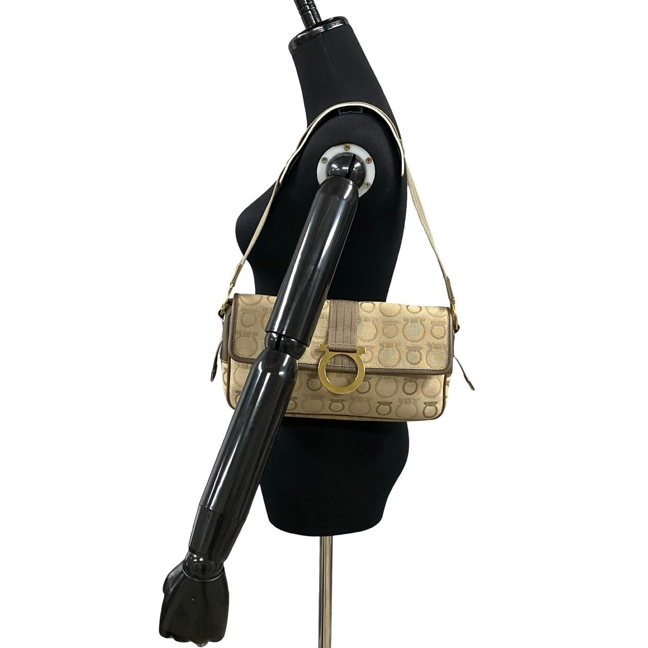 F6578*イタリア製*サルヴァトーレフェラガモ*7C/24cm相当◎ヴァラ