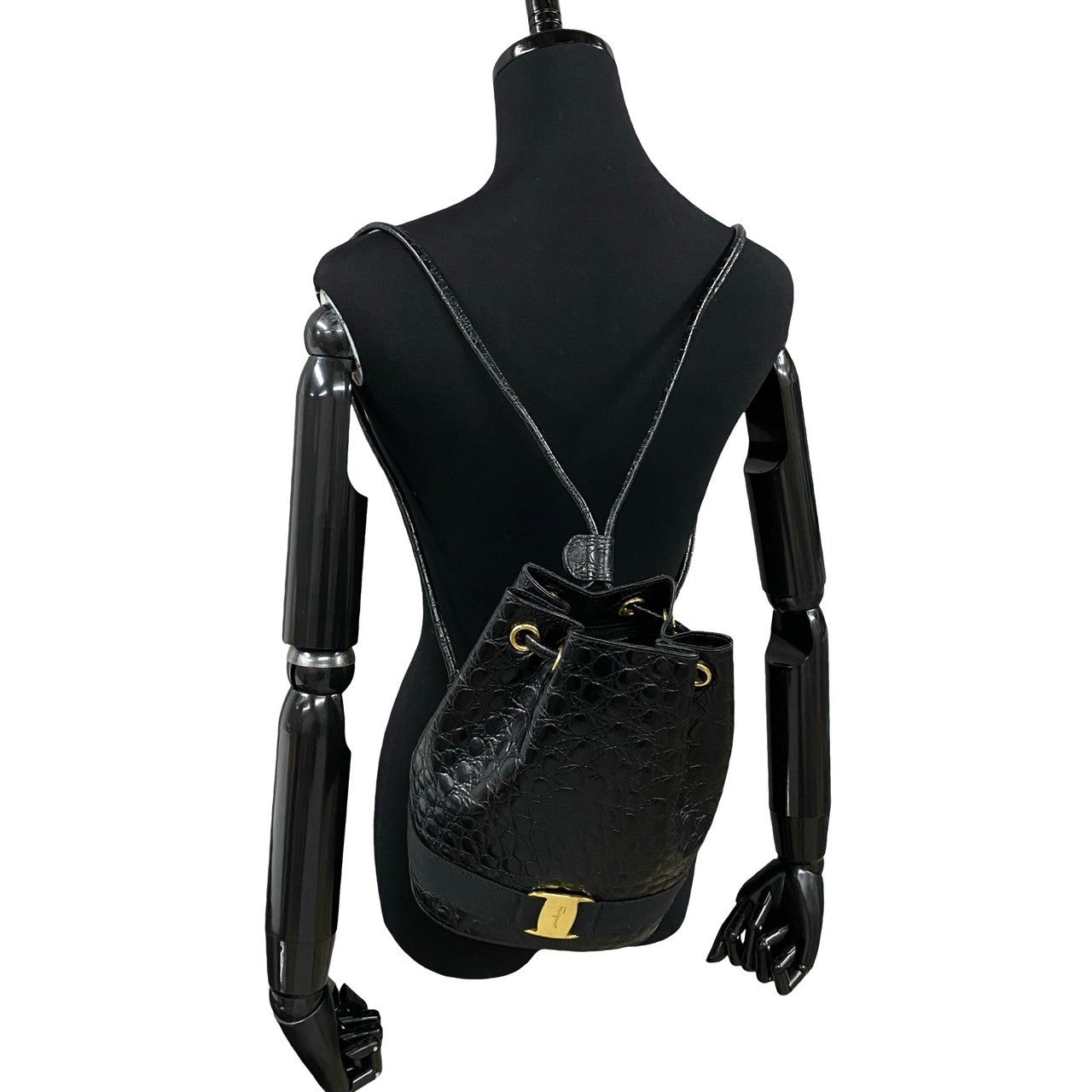 Salvatore Ferragamo Vintage – Trip