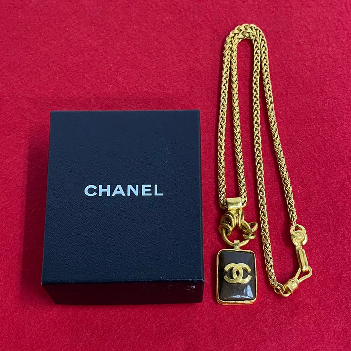 CHANEL Vintage