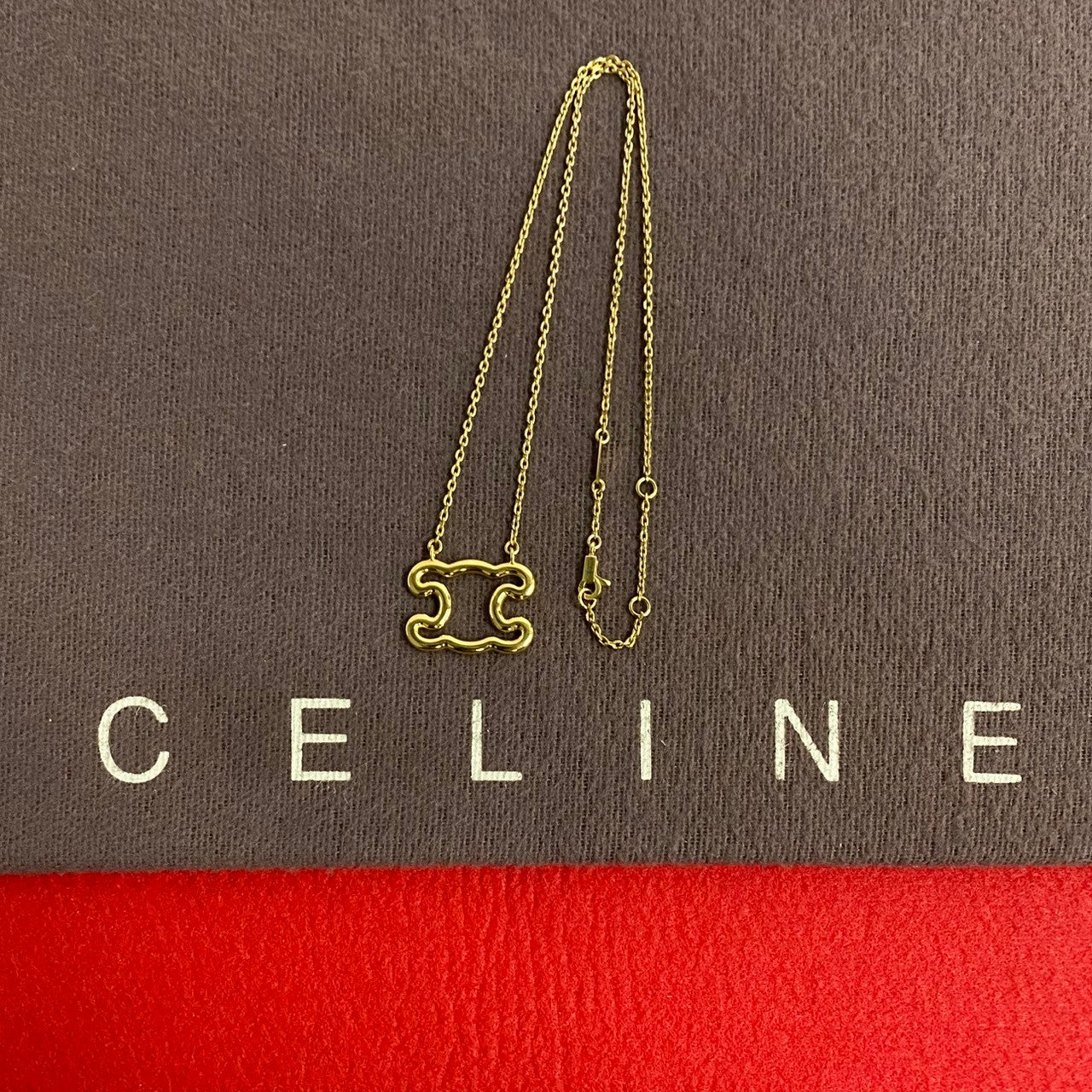 CELINE トリオンフ フレーム ネックレス – Trip