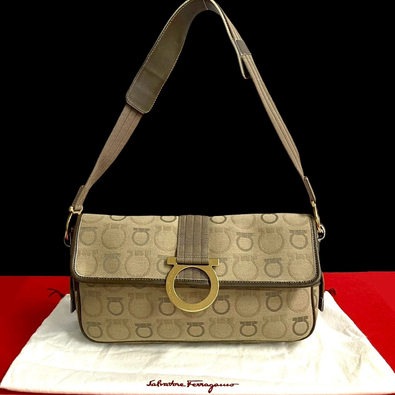 Salvatore Ferragamo – Trip