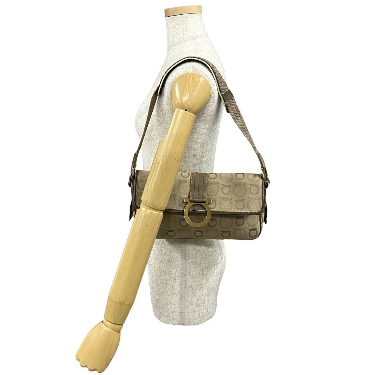 サルバトーレ　フェラガモワシントン FERRAGAMO】フェラガモのラグジュアリーなメンズウォッチをご紹介