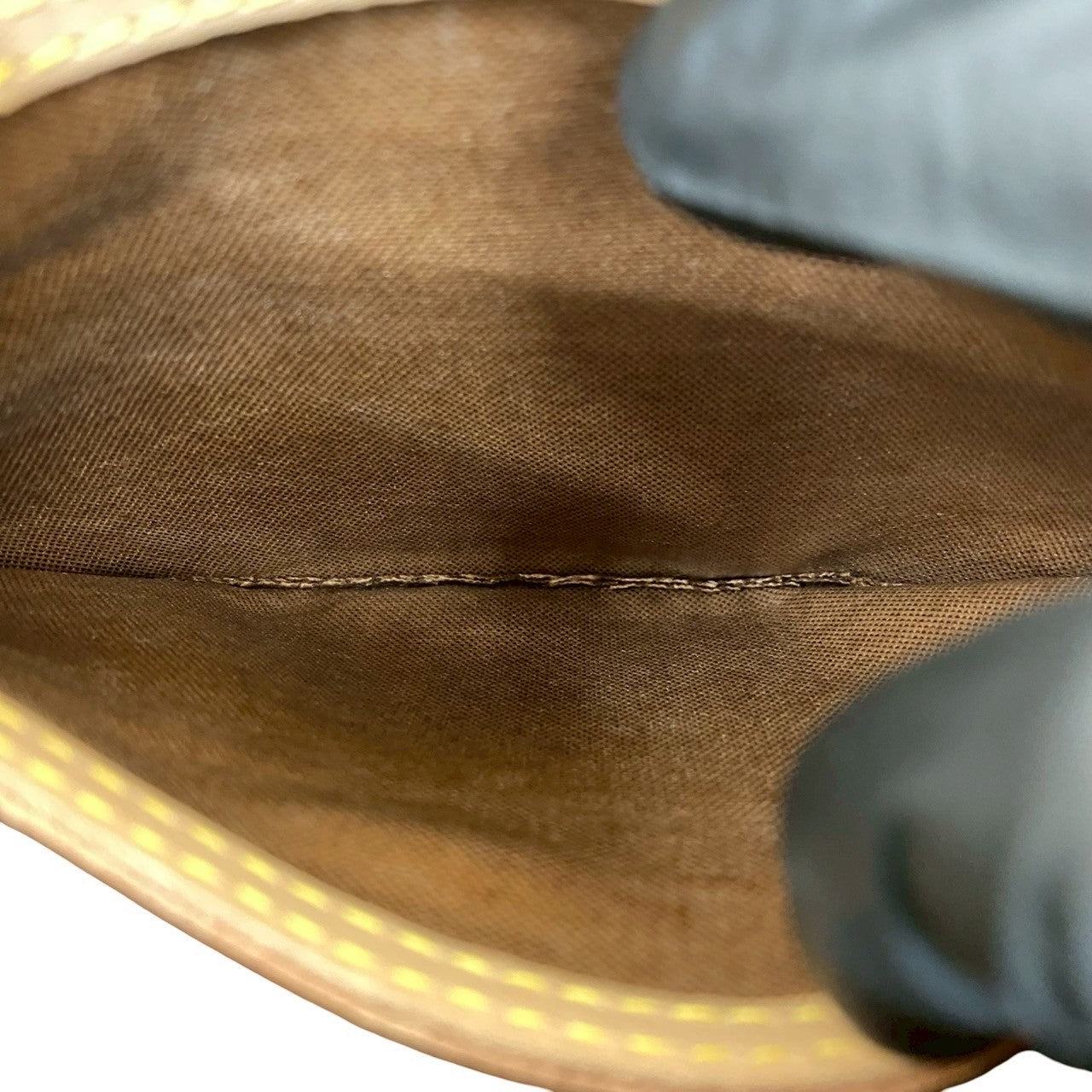 LOUIS VUITTON スピーディ 25 – Trip