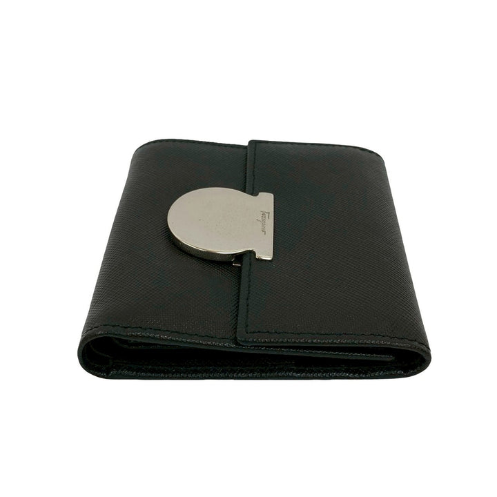 trifold wallet salvatore ferragamo