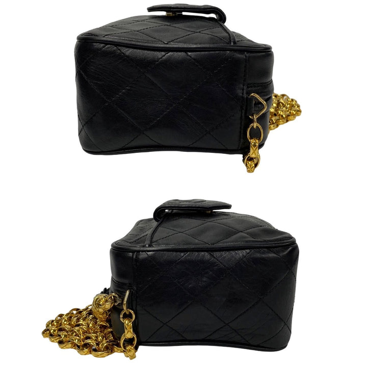 ショルダーバッグ シャネル