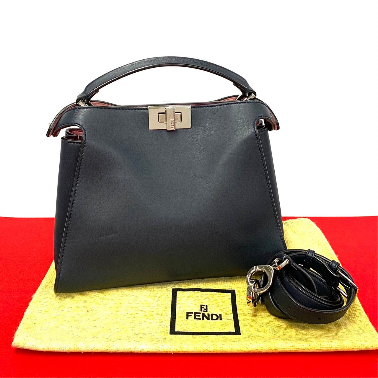 FENDI ピーカブー エッセンシャリー