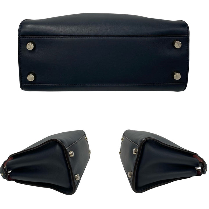 ショルダーバッグ フェンディ ピーカブー エッセンシャリー