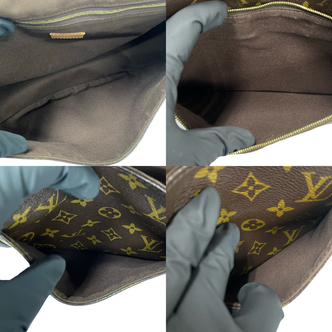 Shoulder bag Louis Vuitton Menilmontant MM