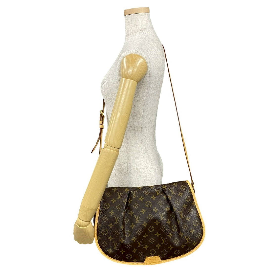Shoulder bag Louis Vuitton Menilmontant MM