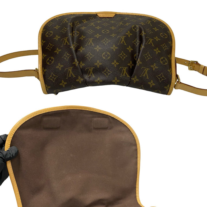 Shoulder bag Louis Vuitton Menilmontant MM