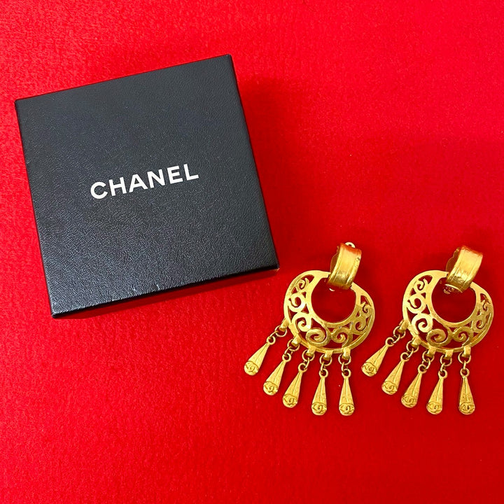 earrings chanel
