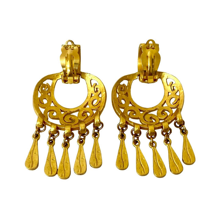 earrings chanel