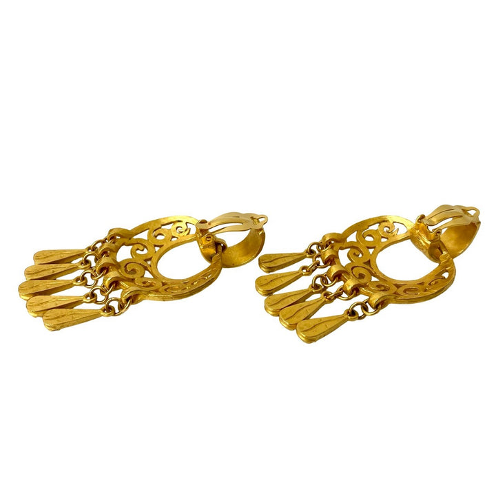 earrings chanel