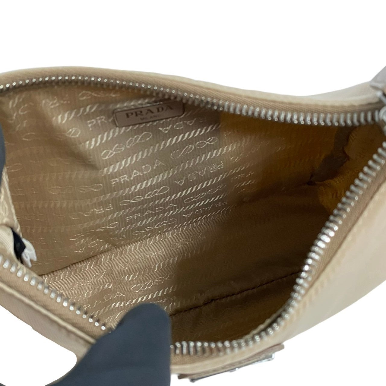 PRADA Re:Edition – Trip