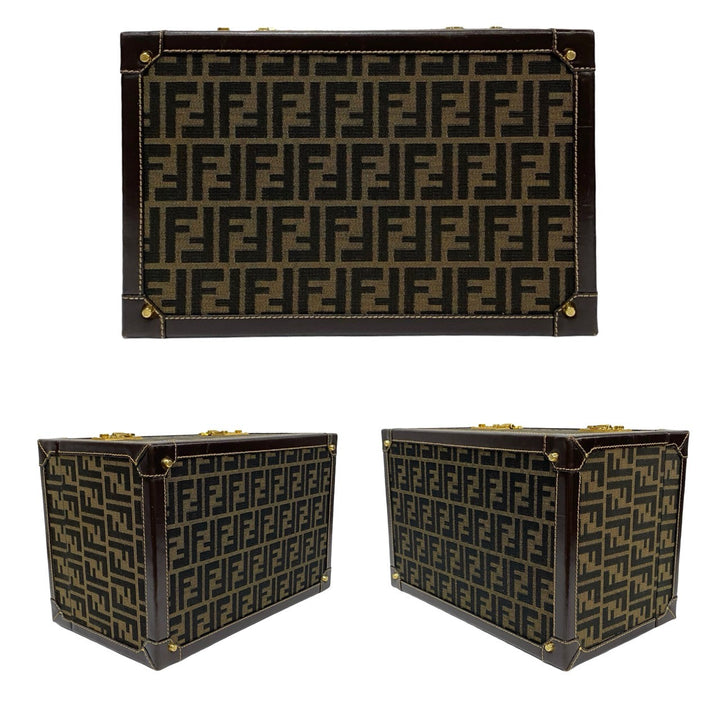 ハンドバッグ フェンディ