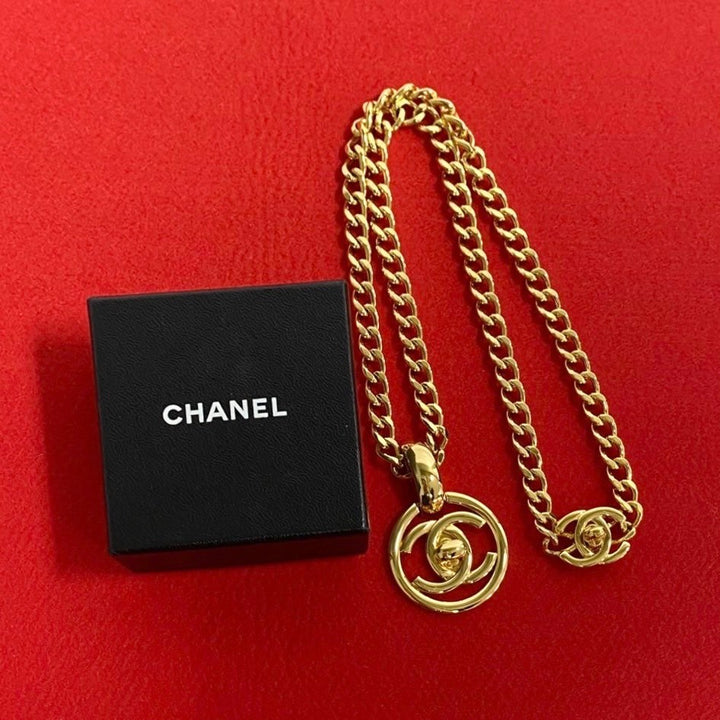 CHANEL Vintage