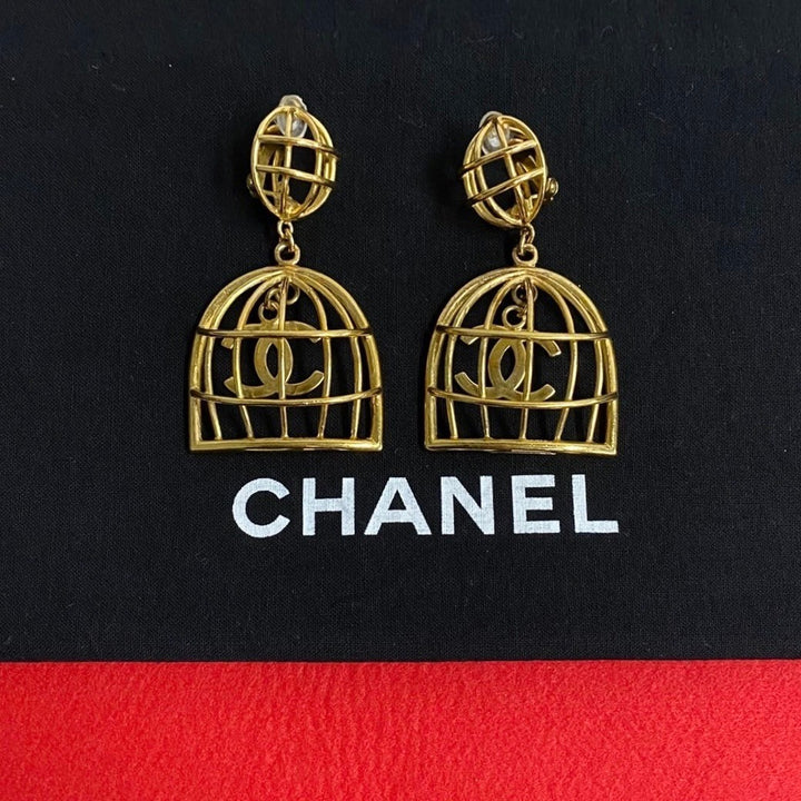 CHANEL Vintage