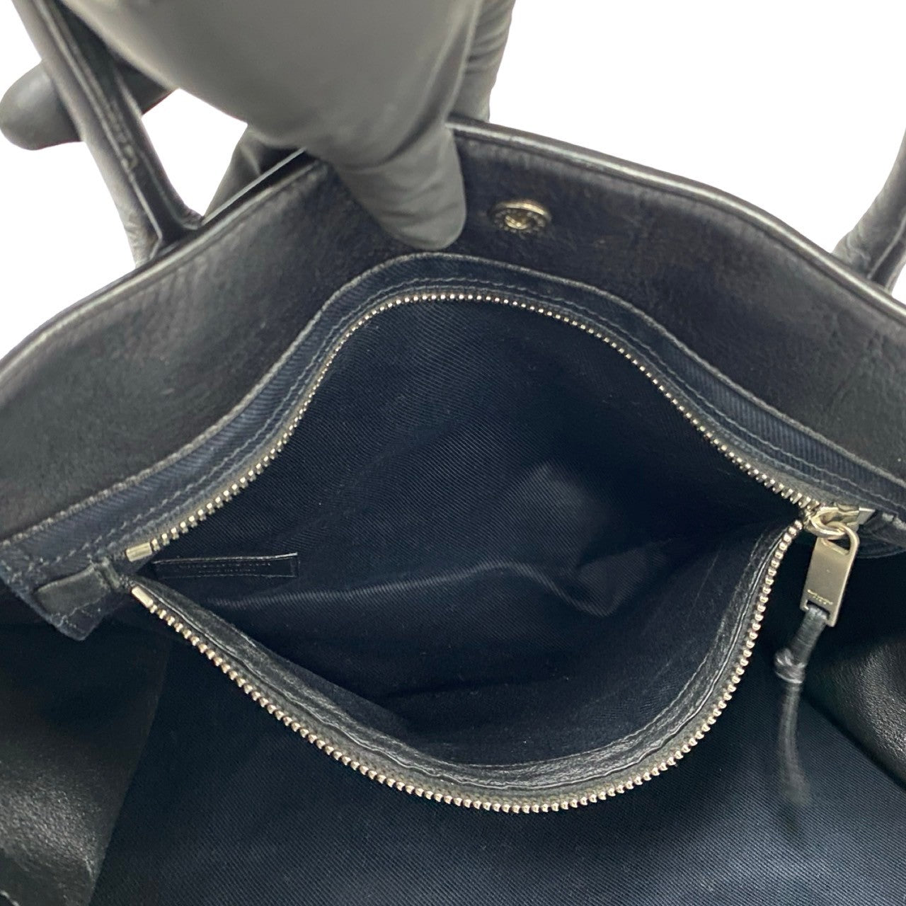 SAINT LAURENT PARIS リヴゴーシュ – Trip