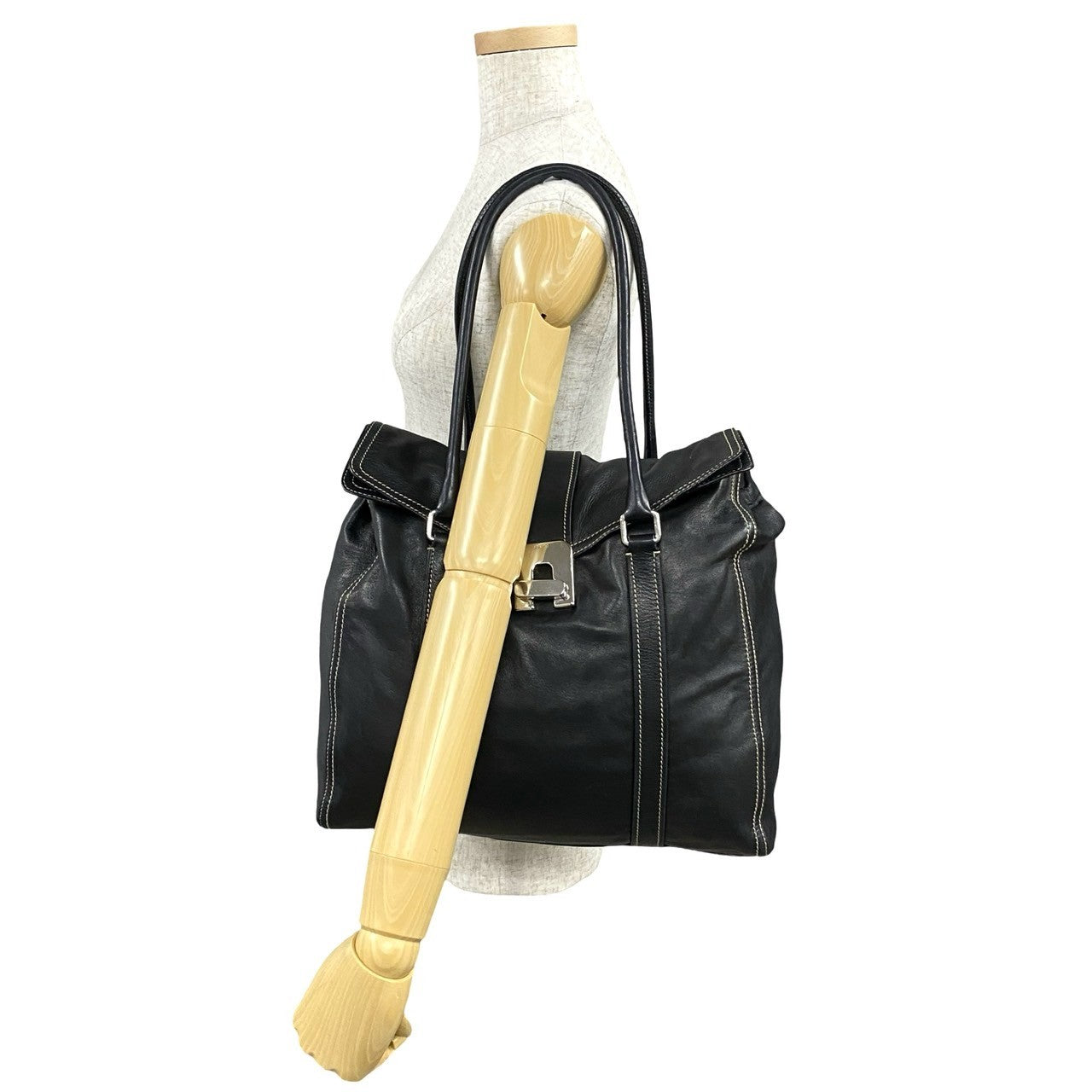 PRADA – Trip