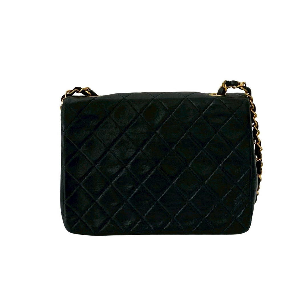 ショルダーバッグ シャネル