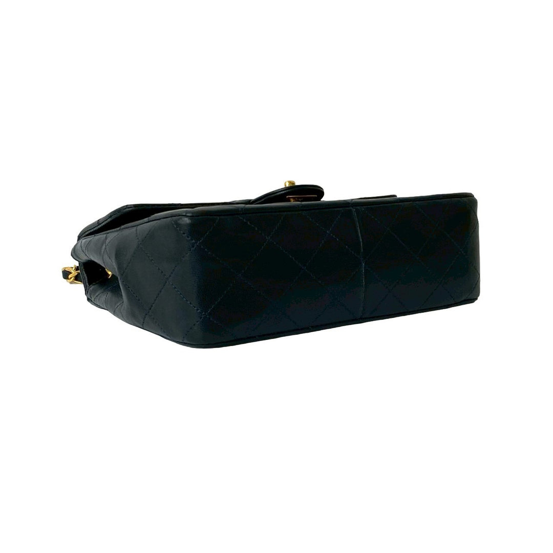 ショルダーバッグ シャネル