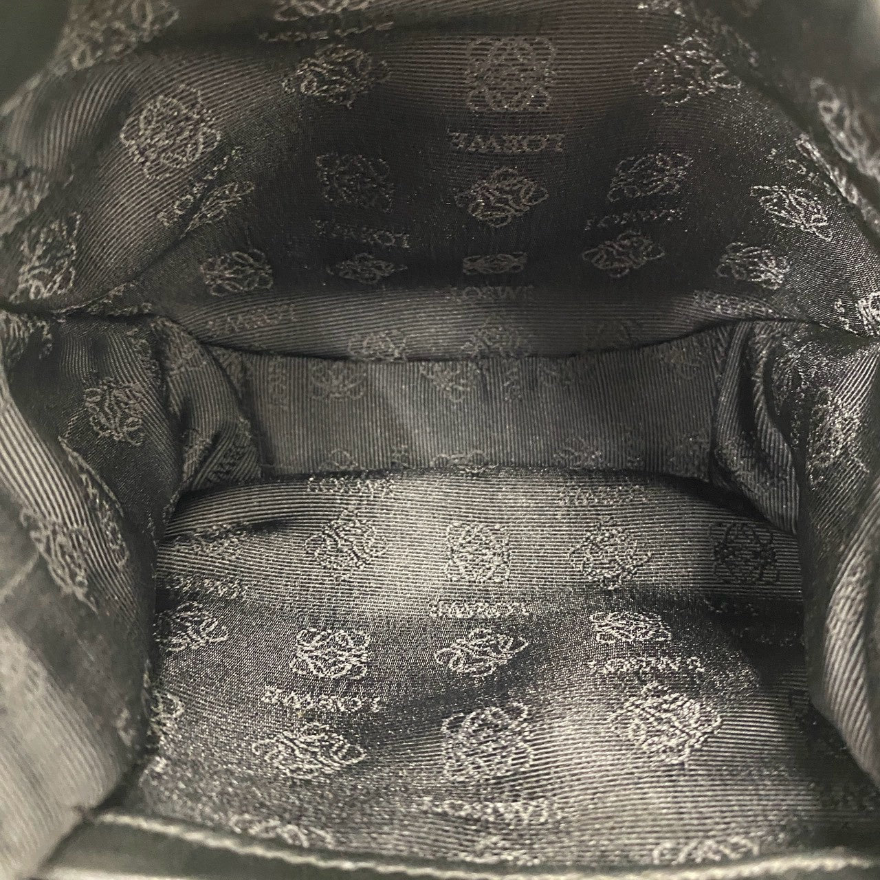 LOEWE ロエベ (Vintage) ショルダーバッグ – Trip