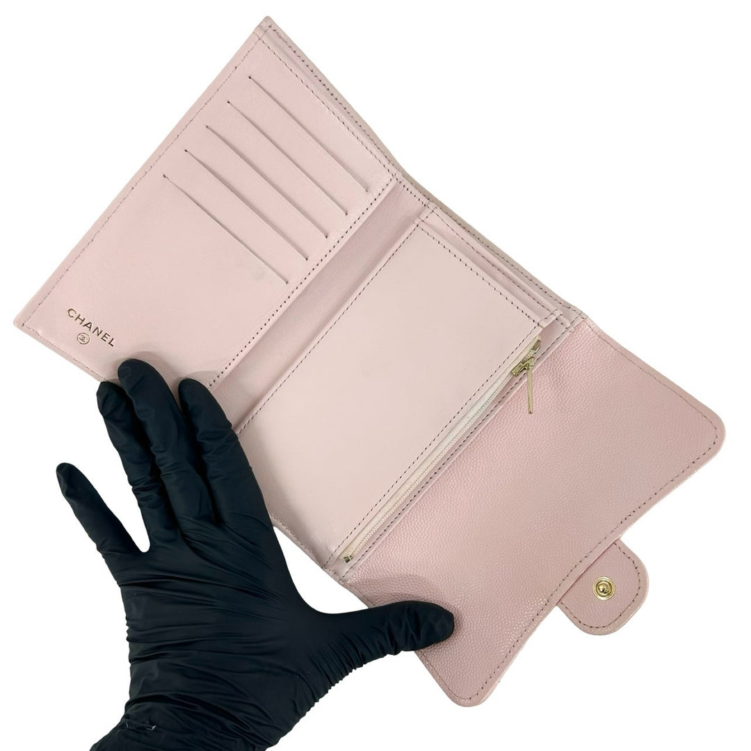 trifold wallet chanel