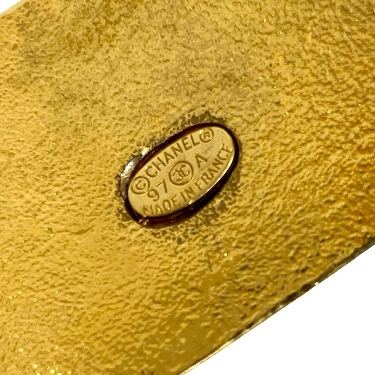 CHANEL シャネル (Vintage) バングル – Trip