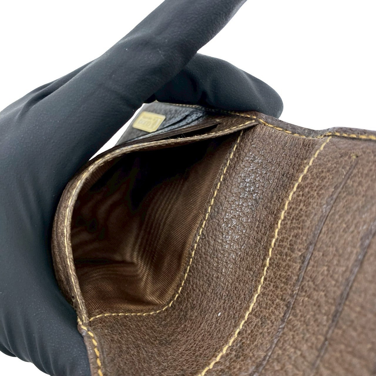 GUCCI グッチ (Vintage) 二つ折り財布 – Trip