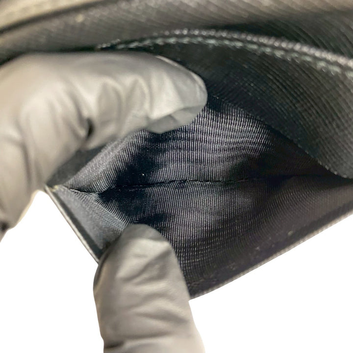 三つ折り財布 プラダ