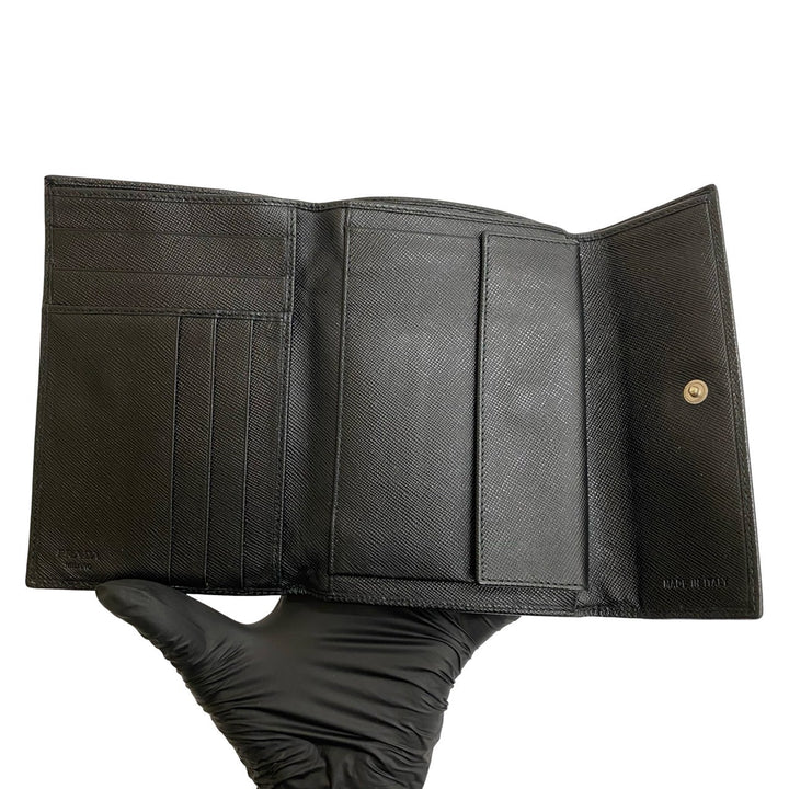 三つ折り財布 プラダ